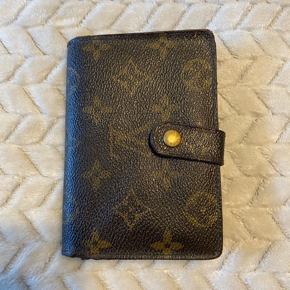 Louis Vuitton monogram kisslock wallet- FULL INCLUSION - Picture 5 of 16